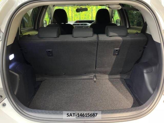 Toyota AQUA 2013-09 356174-10