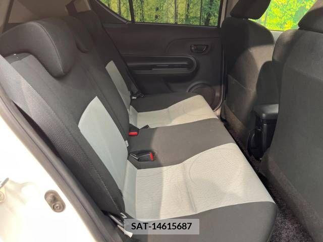 Toyota AQUA 2013-09 356174-9