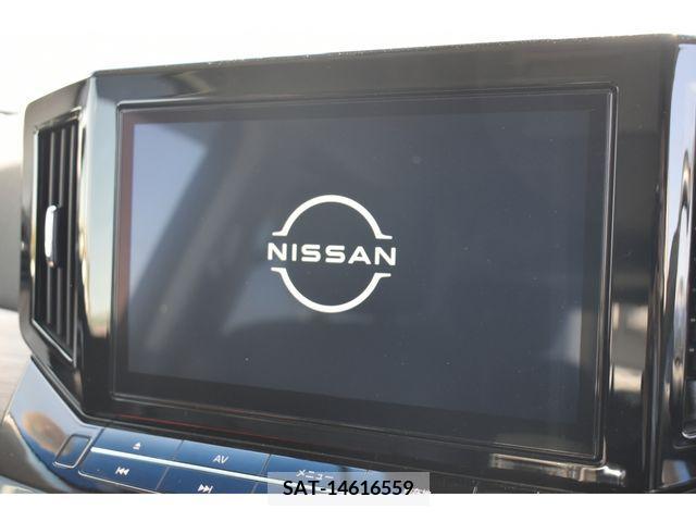 Nissan ELGRAND 2022-01 297103-2