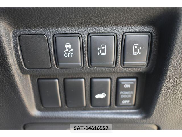 Nissan ELGRAND 2022-01 297103-9