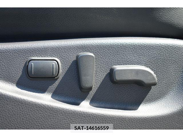 Nissan ELGRAND 2022-01 297103-14