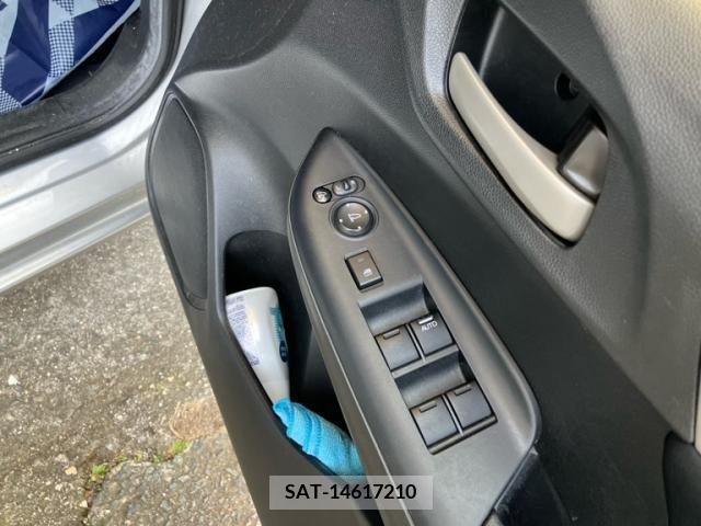 Honda FIT 2013-12 390841-9