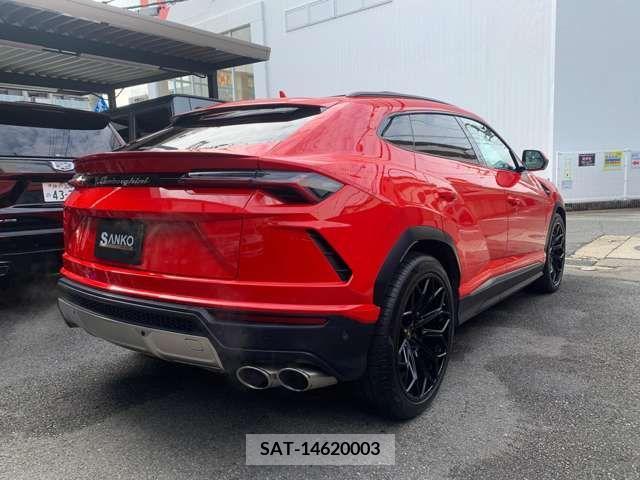 Lamborghini URUS 2021-02 222417-8