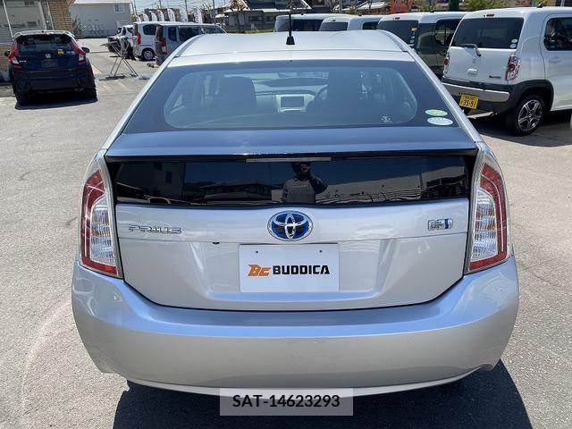 Toyota PRIUS 2014-12 236981-7