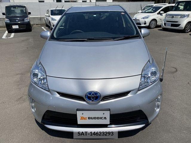 Toyota PRIUS 2014-12 236981-2