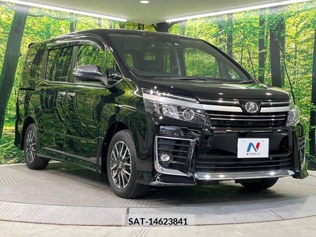 Toyota VOXY 2017-03 229279-16
