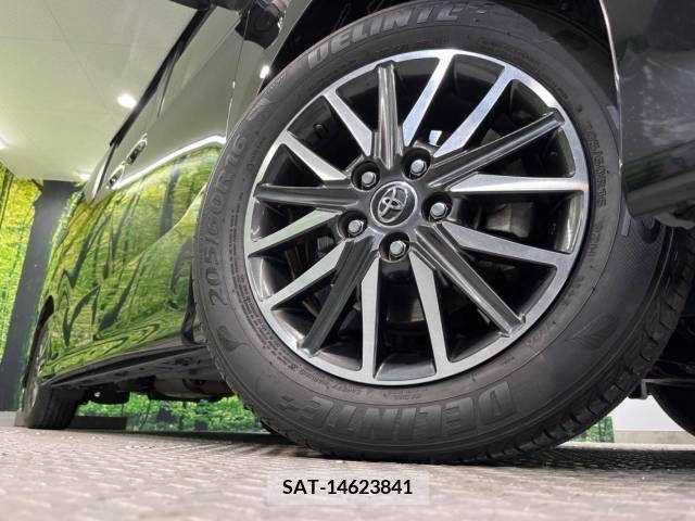 Toyota VOXY 2017-03 229279-12