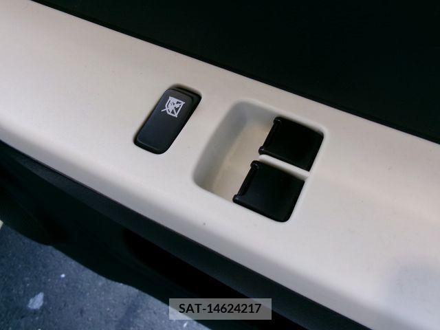 Suzuki ALTO 2018-01 387372-14