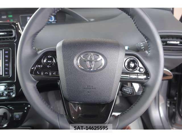Toyota PRIUS 2019-09 281764-13