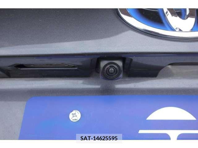 Toyota PRIUS 2019-09 281764-3