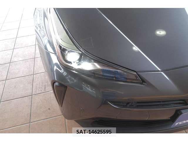 Toyota PRIUS 2019-09 281764-6