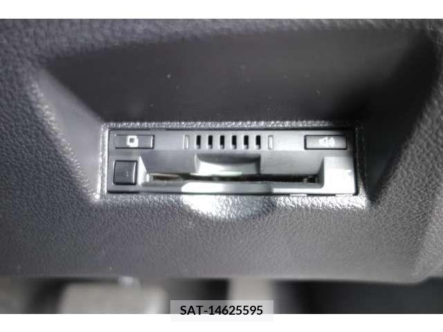 Toyota PRIUS 2019-09 281764-18