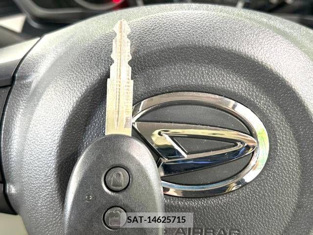 Daihatsu MOVE 2015-09 364129-5