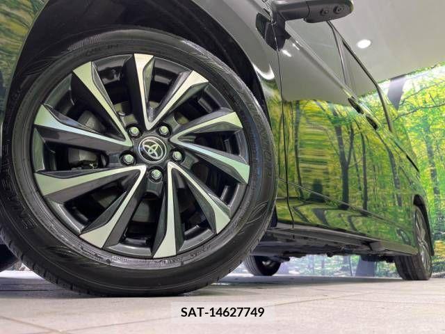 Toyota VOXY 2022-01 370327-13