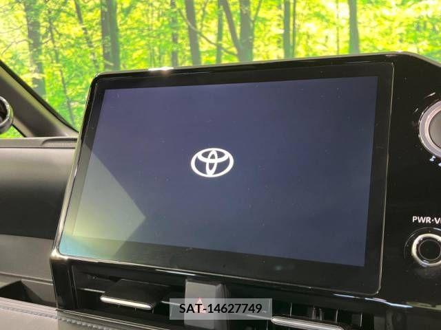 Toyota VOXY 2022-01 370327-3