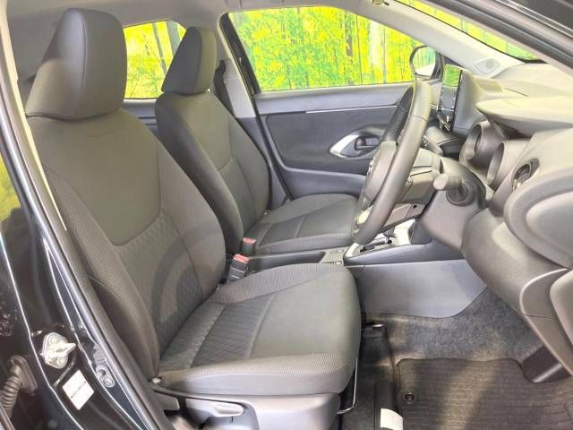 Toyota YARIS CROSS 2022-12 184760-8