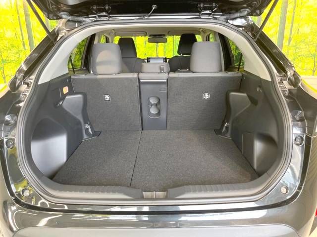 Toyota YARIS CROSS 2022-12 184760-10