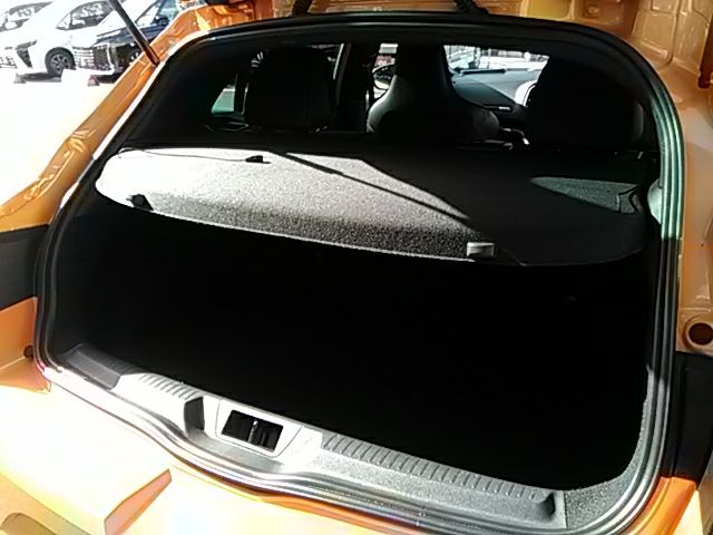Renault MEGANE 2019-01 193411-12