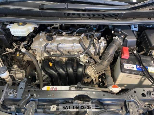 Toyota NOAH 2017-06 280390-19