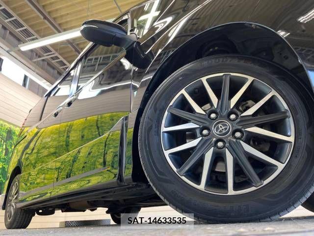 Toyota NOAH 2017-06 280390-13
