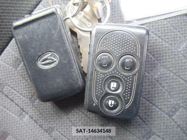 Daihatsu WAKE 2015-09 216343-5