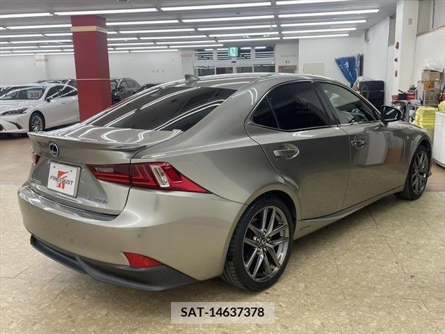 Lexus IS 2013-06 205871-4
