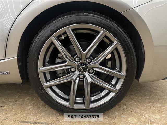Lexus IS 2013-06 205871-16