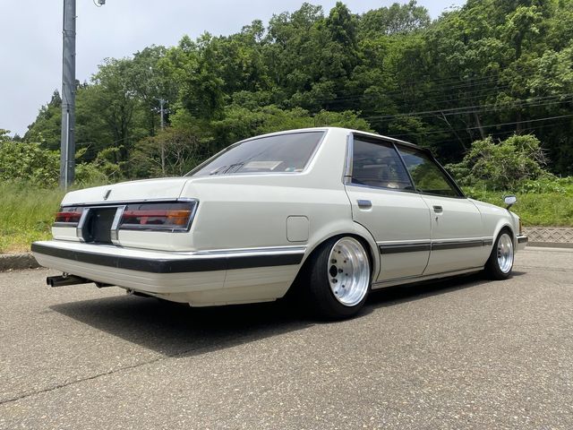 Toyota CRESTA 1984-09 3796-8