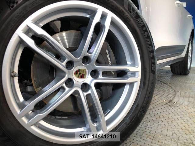 Porsche MACAN 2022-09 281564-14