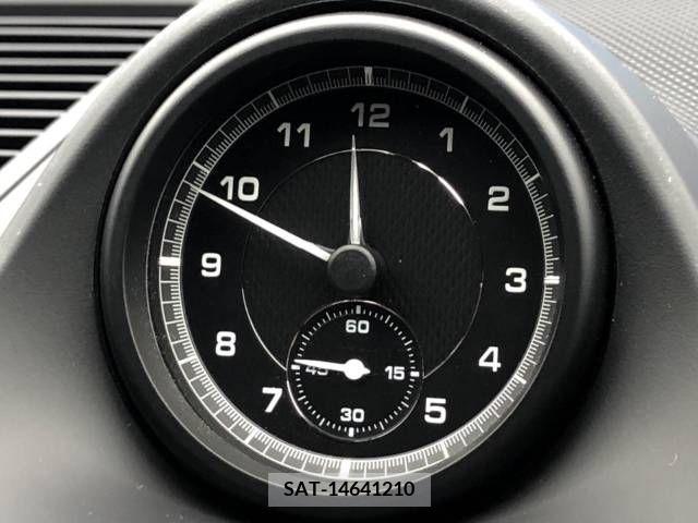 Porsche MACAN 2022-09 281564-3