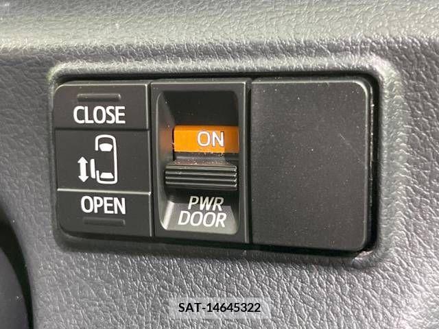 Toyota SIENTA 2016-12 336030-2
