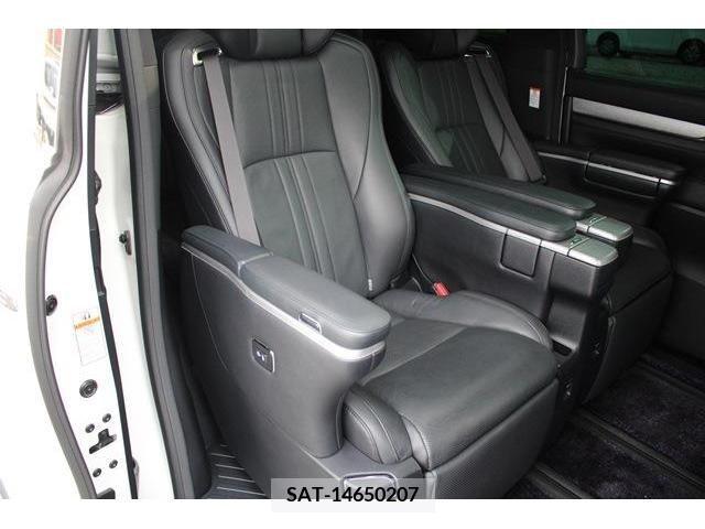 Toyota ALPHARD 2019-02 383073-15
