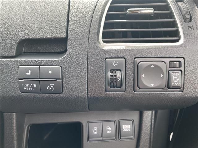 Nissan SERENA 2011-09 29163-20