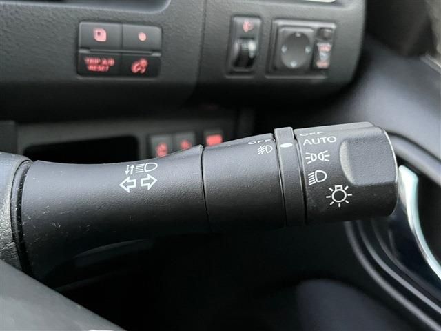 Nissan SERENA 2011-09 29163-25