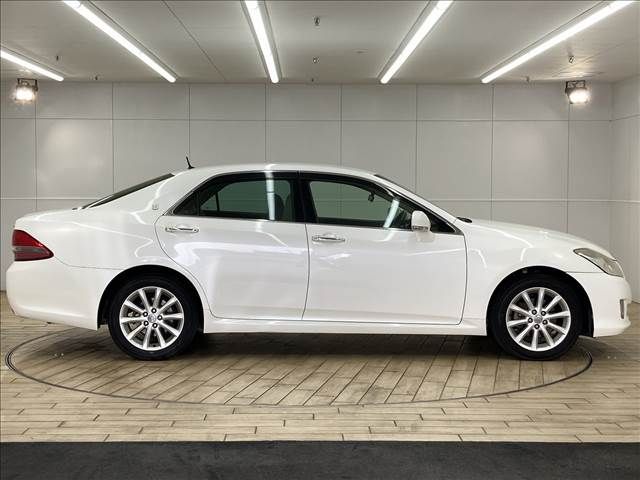 Toyota CROWN SEDAN 2009-08 26732-16