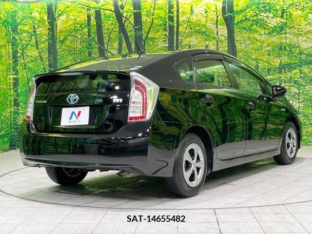 Toyota PRIUS 2014-07 383382-17