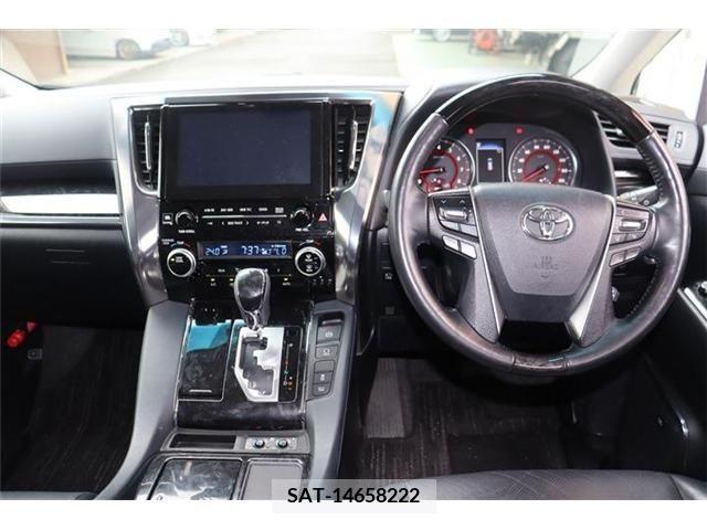 Toyota ALPHARD 2019-01 299465-10