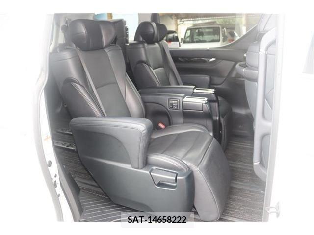 Toyota ALPHARD 2019-01 299465-14