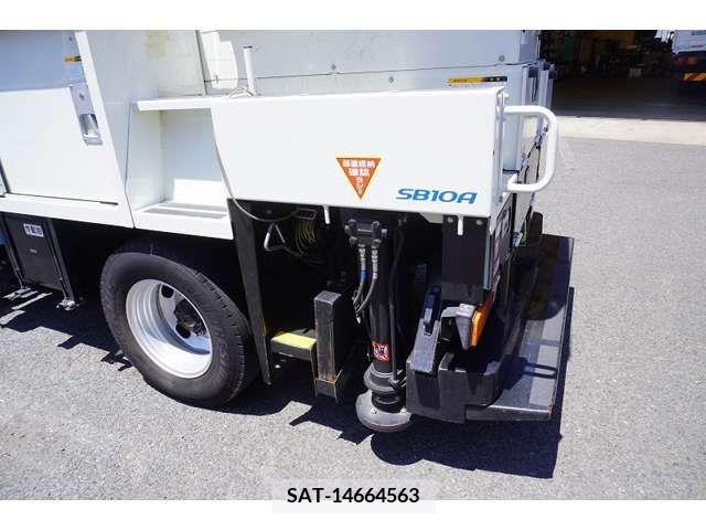 Mitsubishi CANTER 2017-11 302613-16