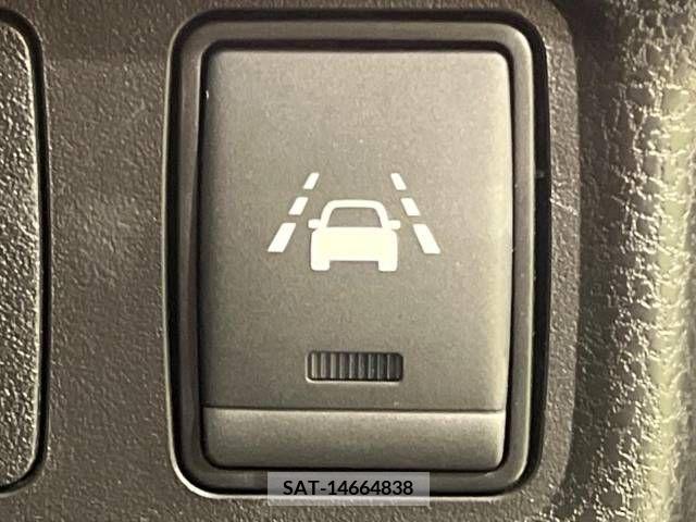 Nissan NOTE 2018-01 280024-4