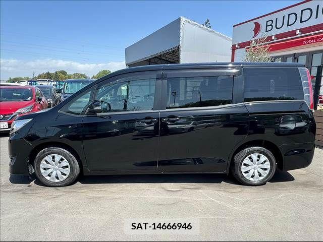 Toyota NOAH 2018-01 226596-10