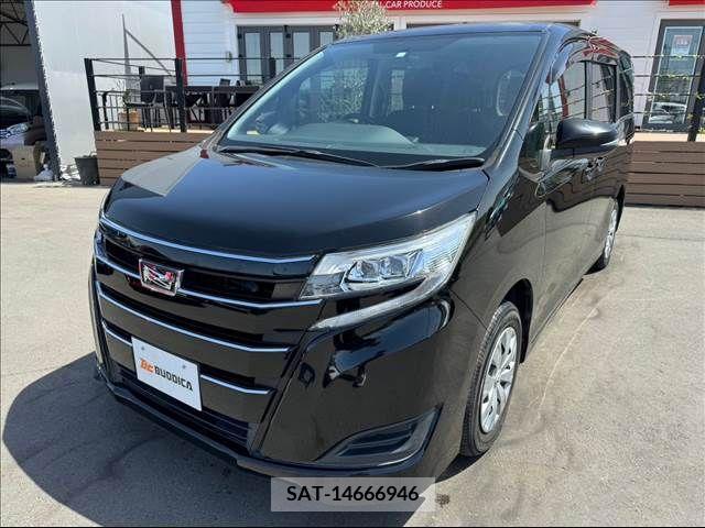 Toyota NOAH 2018-01 226596-9