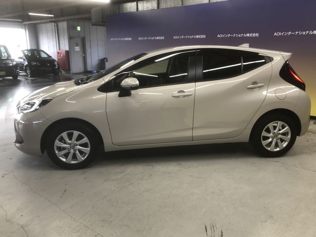 Toyota AQUA 2021-11 27700-3