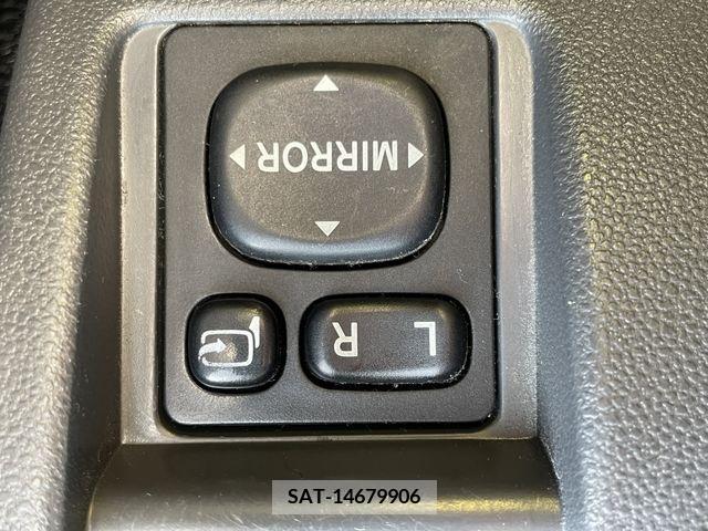 Toyota PIXIS VAN 2013-04 281457-13