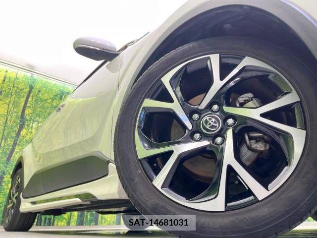 Toyota C-HR 2018-08 264250-13