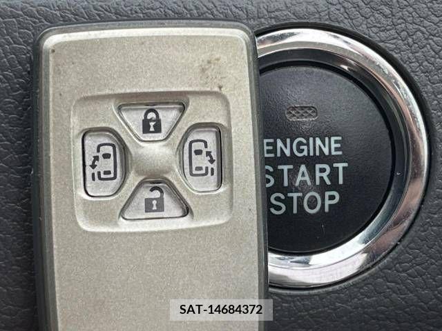 Toyota NOAH 2009-10 279520-5