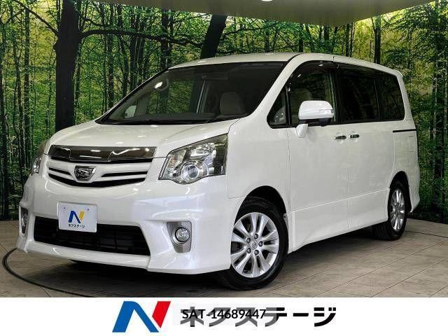 Toyota NOAH 2011-08 321282-0