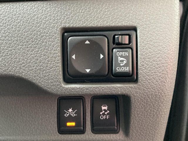 Nissan NV350 Caravan 2020-12 8754-6
