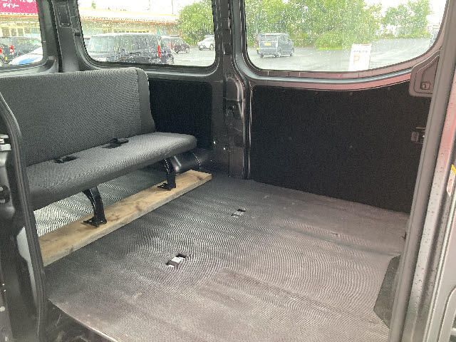 Nissan NV350 Caravan 2020-12 8754-16