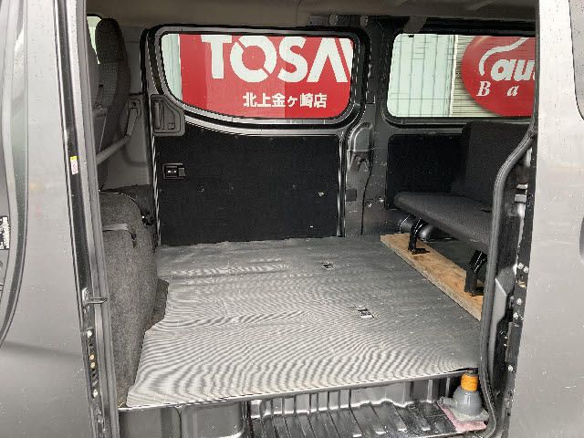 Nissan NV350 Caravan 2020-12 8754-14